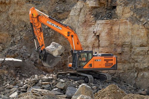 DEVELON DX360LC-9 37-tonne crawler excavator
