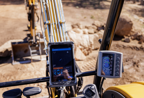 MC‑Mobile: 3‑in‑1 Measuring, Designing & Building for Excavators