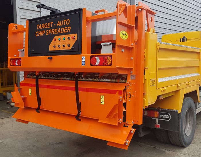 Automatic Tailboard Chip Spreader