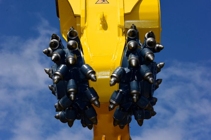 VC drum cutter sets a new standard in trenching and quarrying