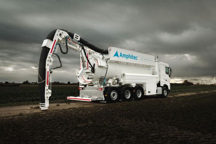 Amphitec vacuum excavator