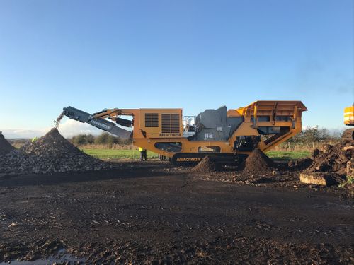 J12 Tracked Jaw Crusher