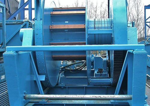 BASED MOUNTED WINCHES