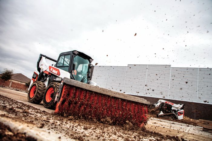 Skid-Steer Loaders - S76