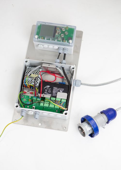 PowTechnology's Metron4 Telemetry Device