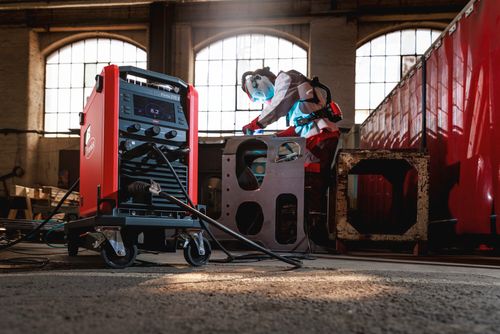 Fronius Fortis: The next-gen manual MIG/MAG welding machine