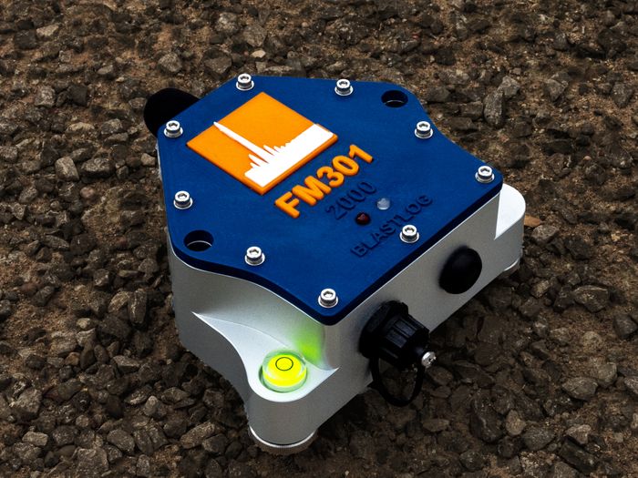 FM 301 Blasting Seismograph