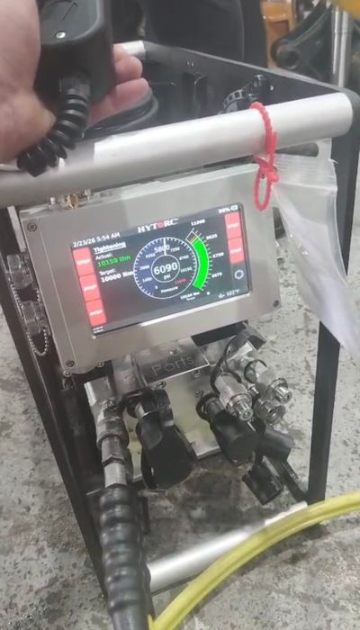 LIGHTNING PUMP Smart Battery-Operated Hydraulic Pump