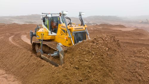 PR 746 Dozer
