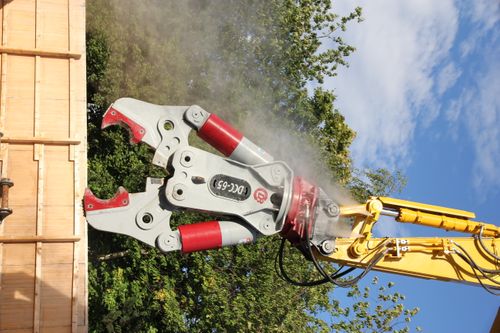 Demarec DCC Concrete Crushers