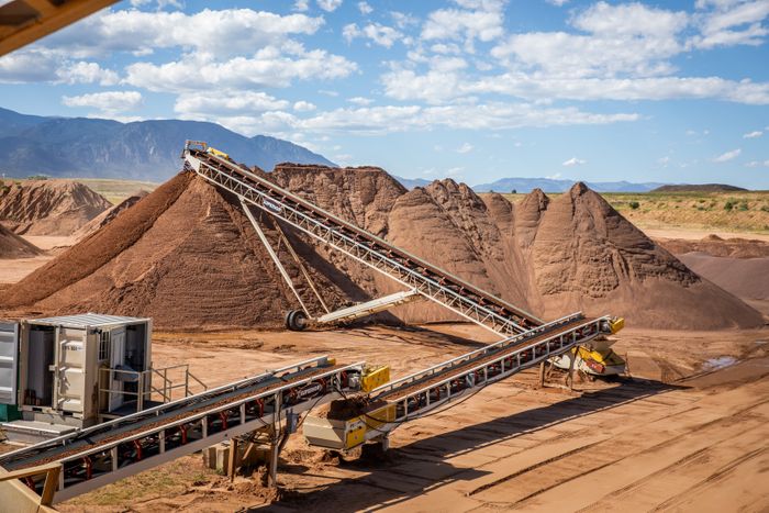 Conveying Equipment