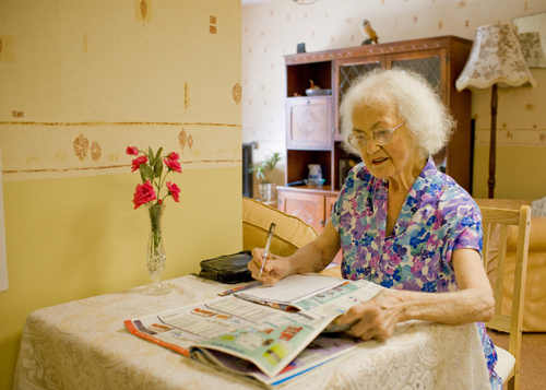 RESEARCH REVEALS SIX WAYS CARE HOMES CAN SUPPORT PEOPLE TO THRIVE