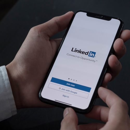 5 Things EVERY Salesperson Should Be Doing On LinkedIn
