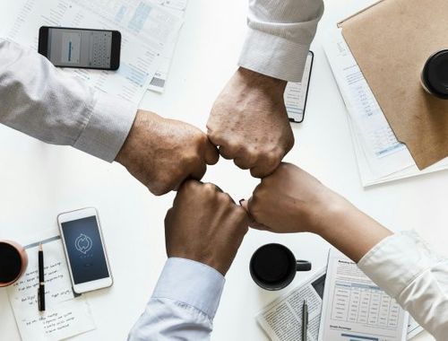 How to scale through collaboration