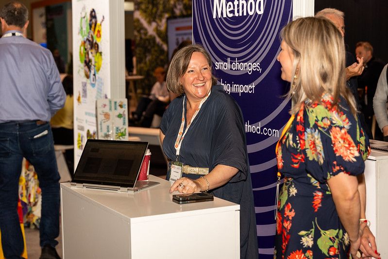 Show Floor Networking at Reset Connect London