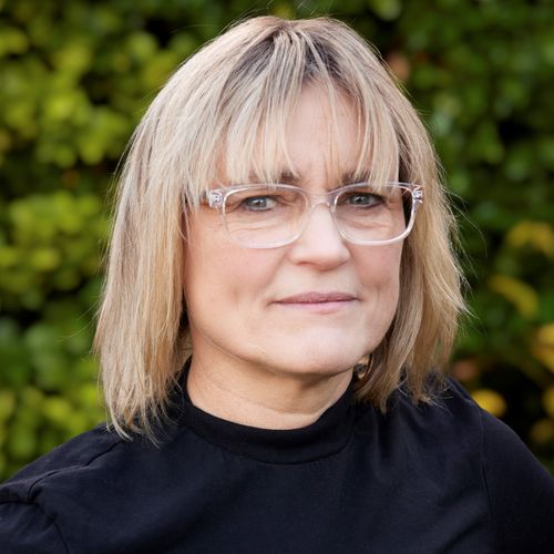 Speaker profile image for Rebecca Heaps