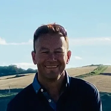 Speaker profile image for Tom Sumpster