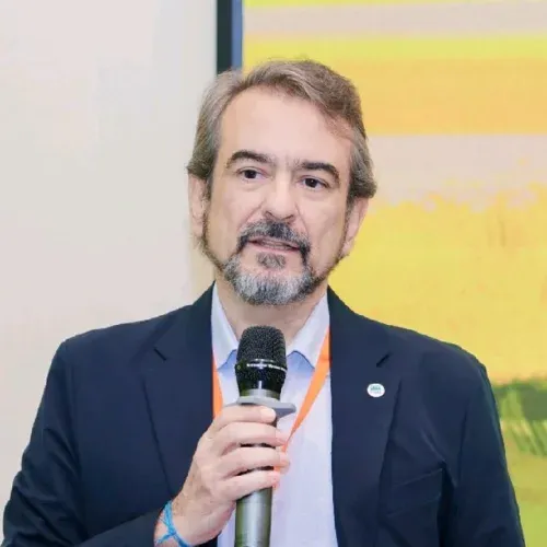 Speaker profile image for André Guimarães