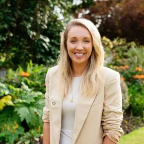 Speaker profile image for Hannah Cool