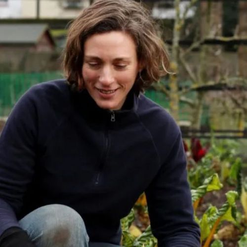 Speaker profile image for H&eacute;l&egrave;na Dove