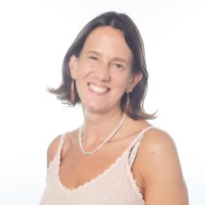 Speaker profile image for Isabel DiVana