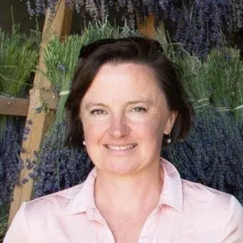 Speaker profile image for Isabel Ross