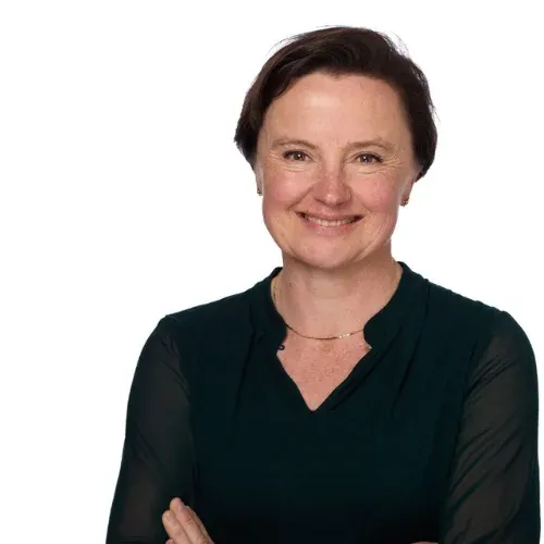 Speaker profile image for Isabel Ross