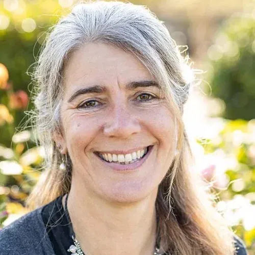 Speaker image for Liz Nicholson