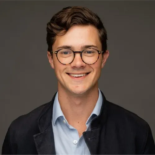 Speaker profile image for Oliver Robinson