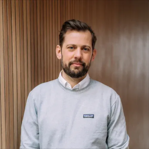 Speaker image for Simon Bager