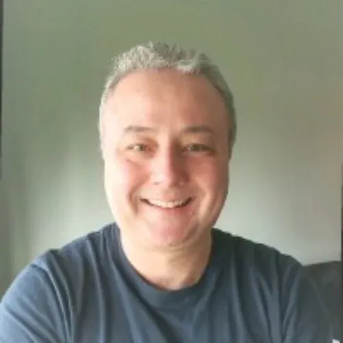 Speaker image for Gustavo De Amorim