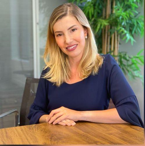 Speaker profile image for Ana Luiza Squadri