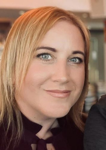 Speaker profile image for Karen Amber