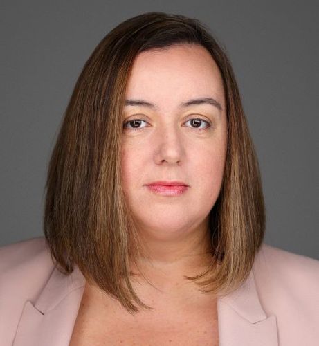 Speaker profile image for Lisa Kelvey