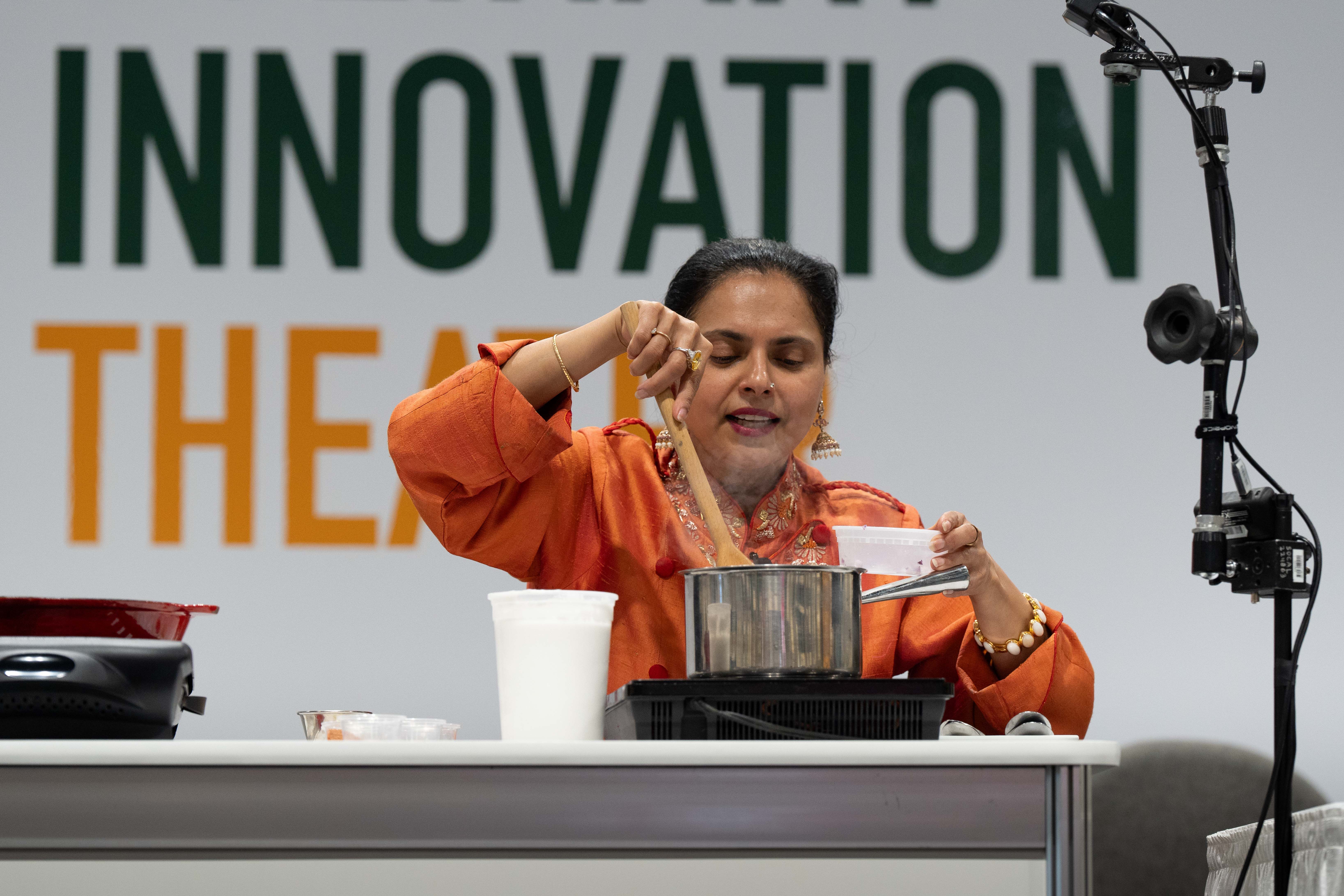  CULINARY INNOVATION THEATRE