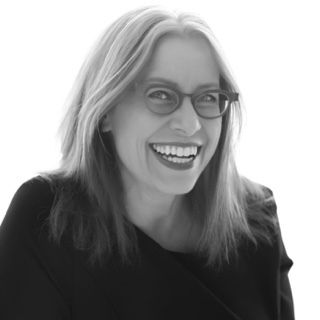 Nora Burns - The Leadership Experts