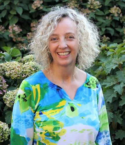 Speaker profile image for Suzy Badaracco