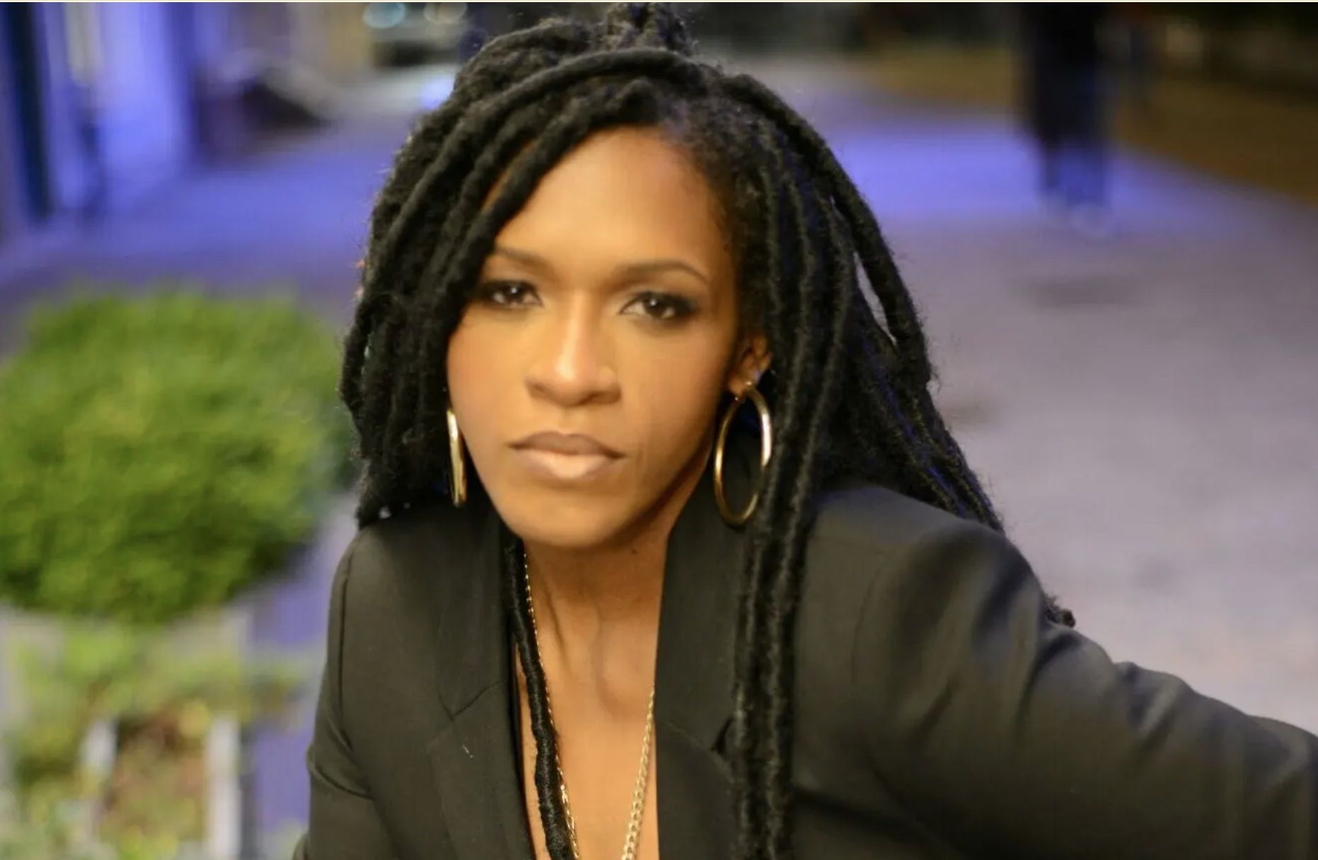 Speaker image for Shaw-na&eacute; Dixon