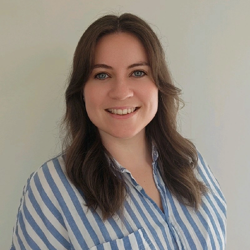 Speaker profile image for Esme Robinson