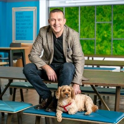 Speaker profile image for Simon Ellis