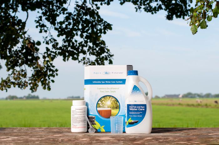 AquaFinesse Inflatable spa water care kit