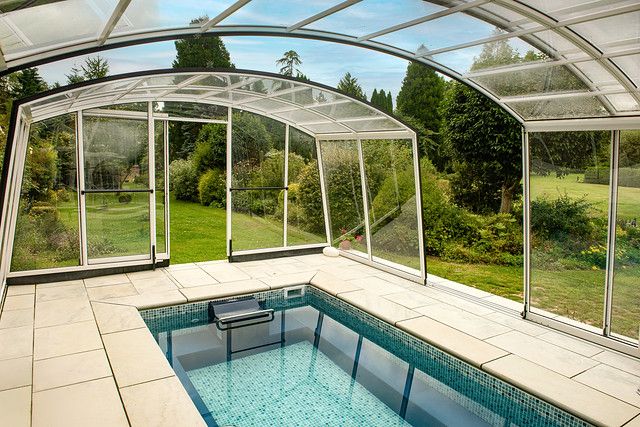 VENEZIA swim-spa enclosure