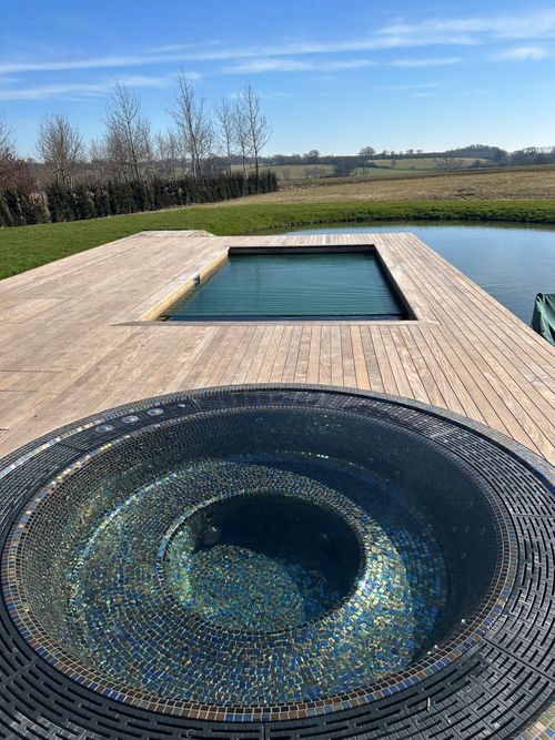 Green Cleaner Polycarbonate solar slats