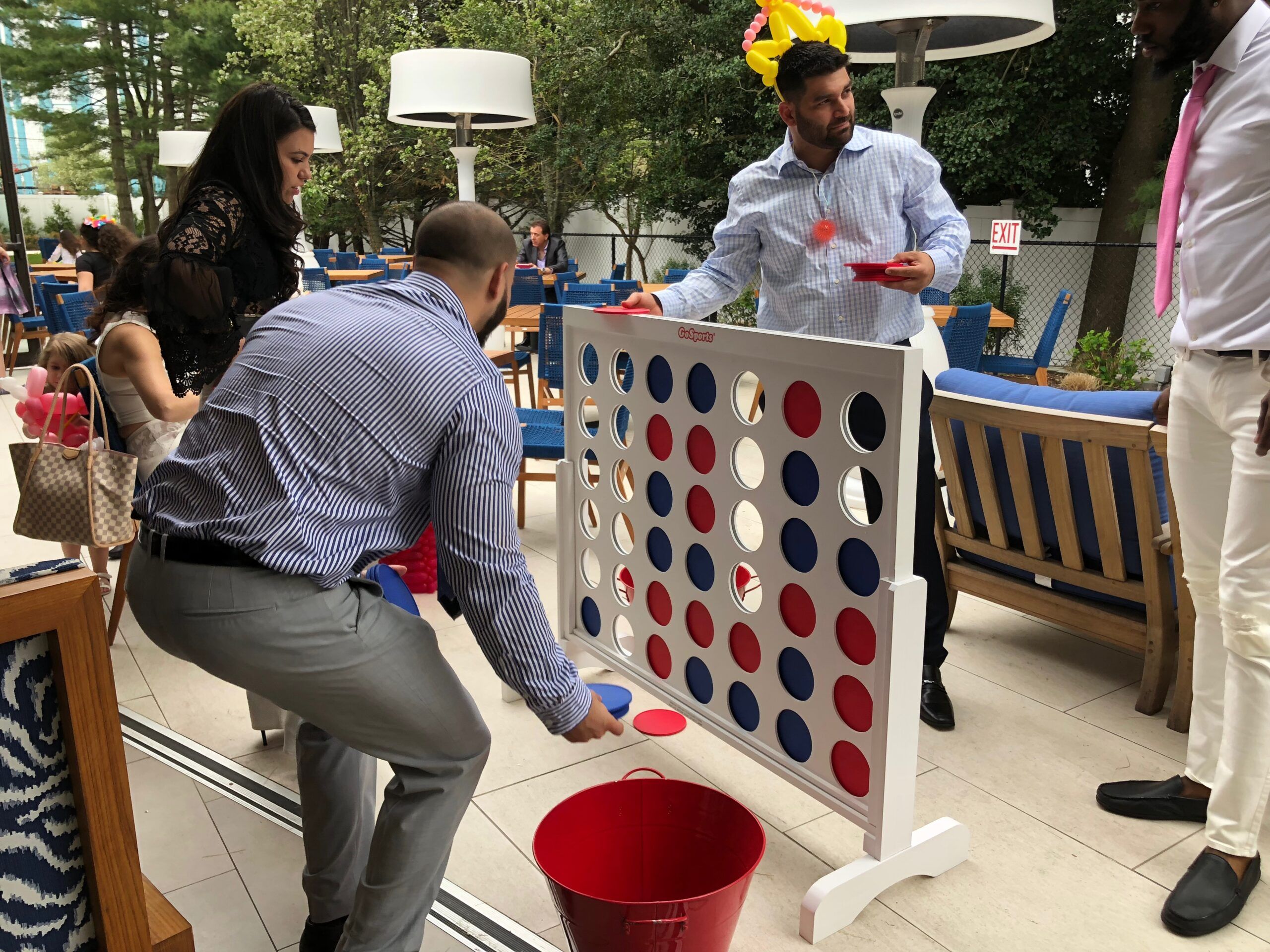  The Competitive Edge Networking Zone Lawn Games