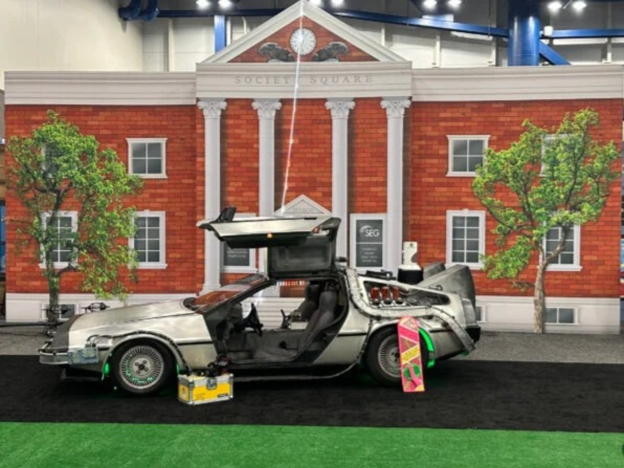 The DeLorean Time-Travel Experience