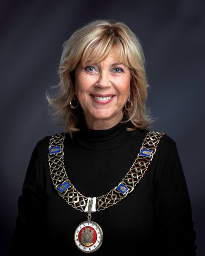 Mayor Marit Warncke