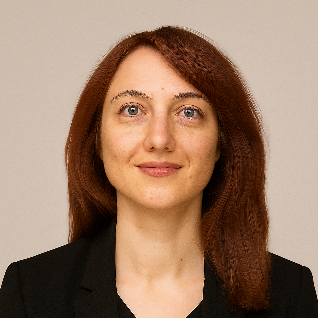 Eva Avbelj