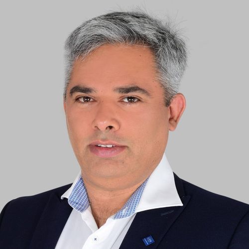 Farrukh Azeem Khan - Wintershall Dea