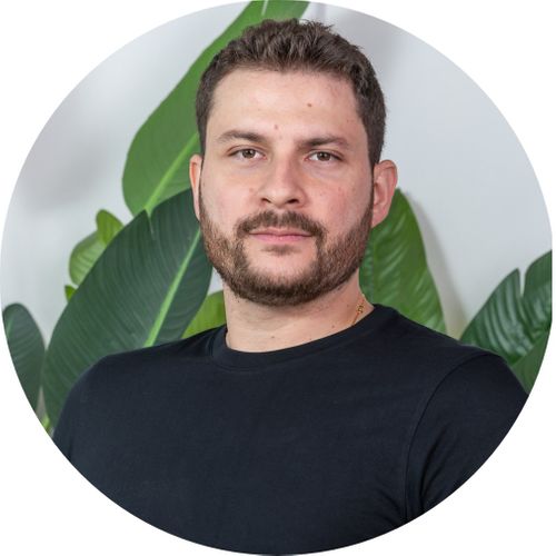 Caio Sene - Shape Digital