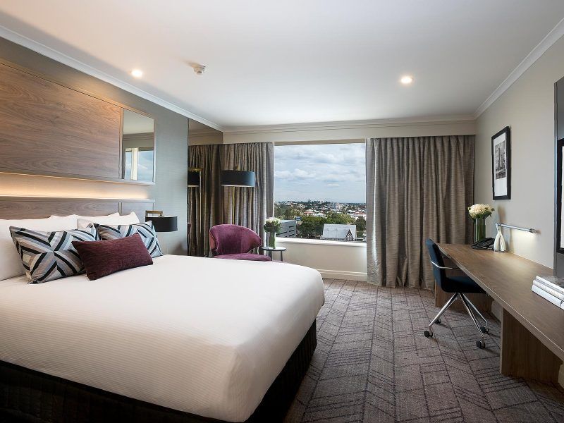 Rydges_Room